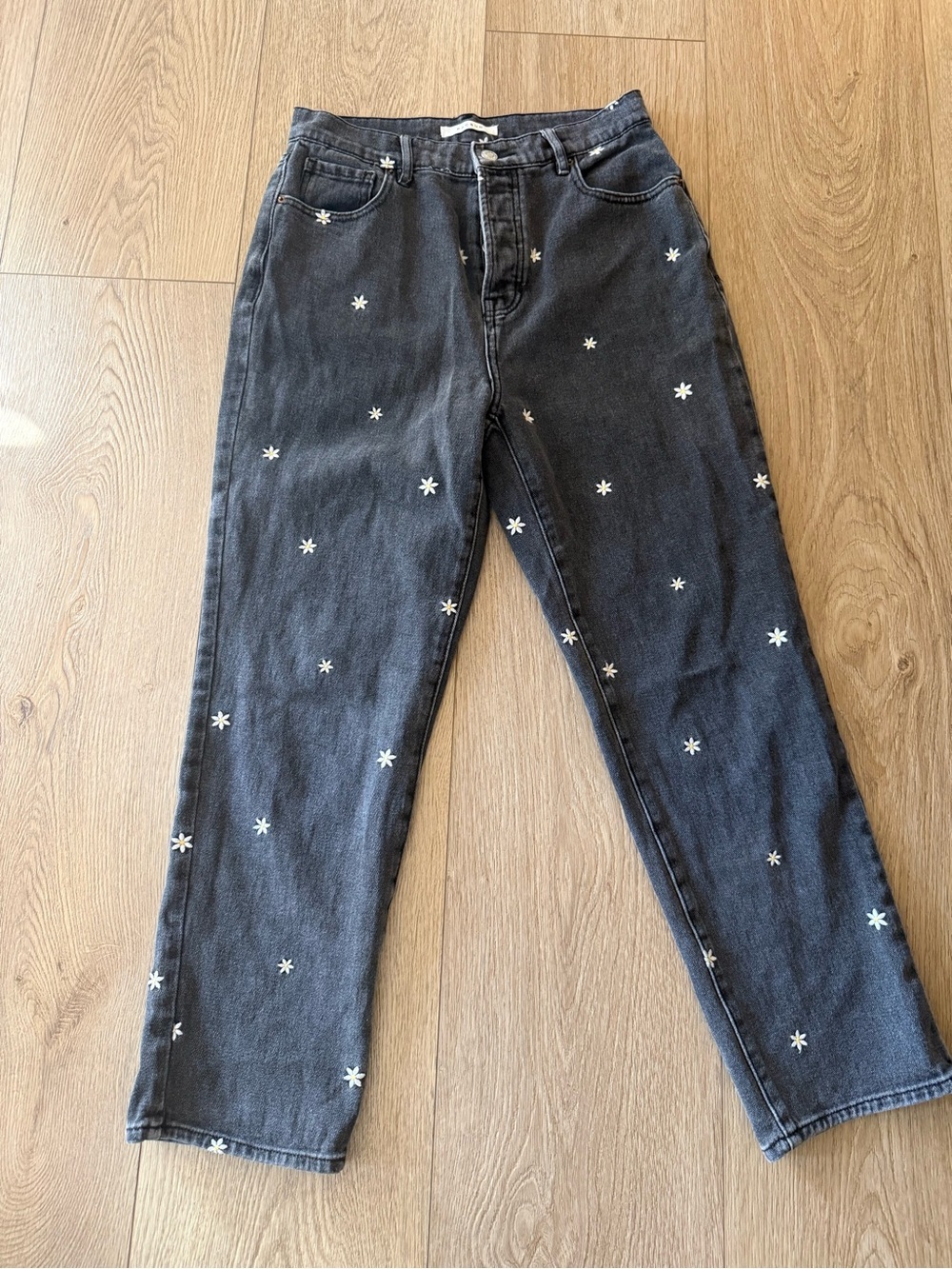 PacSun 27 High Rise Straight Jeans Black Wash Embroidered Daisy Floral